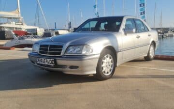 Reservar Online Mercedes Benz C 220 Diesel 